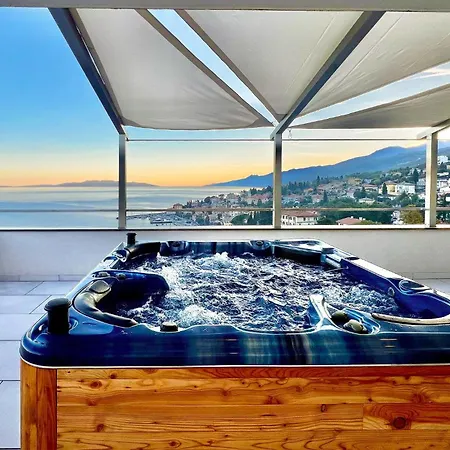 Stunning In With House Sea View Hébergement de vacances *