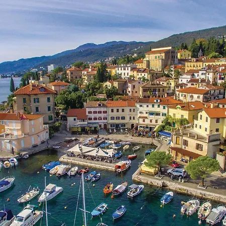 Hébergement de vacances Stunning In With House Sea View Opatija